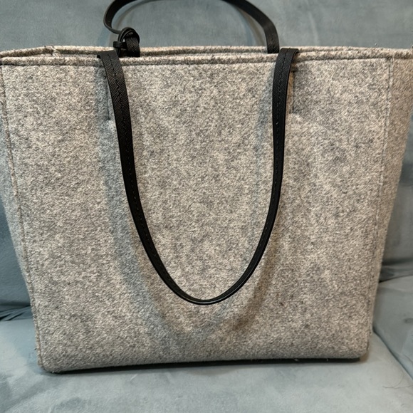 Kate Spade Nouveau Tote Bag. - Picture 3 of 4